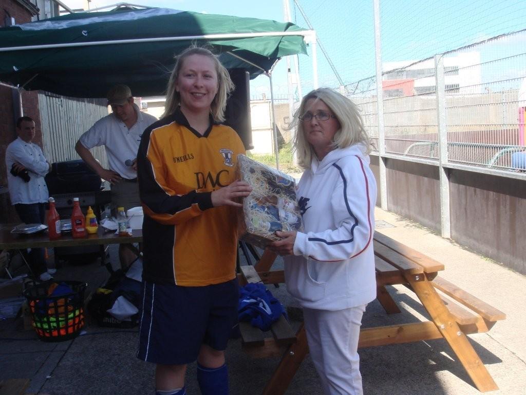 CAPTAIN OF THE VICTORIOUS LADIES TEAM -PORTO FC with Lucia Ebbs of CRY
